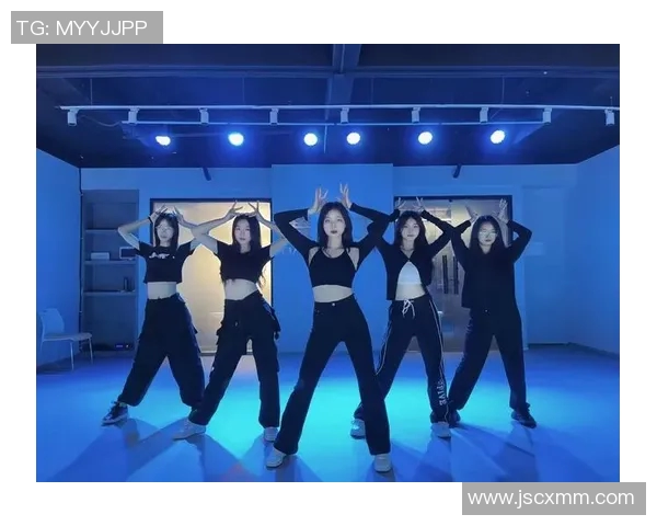 重庆街舞队如何引领节奏革新掀起舞蹈新风潮的探索与实践 重庆街舞队如何引领节奏革新掀起舞蹈新风潮的探索与实践